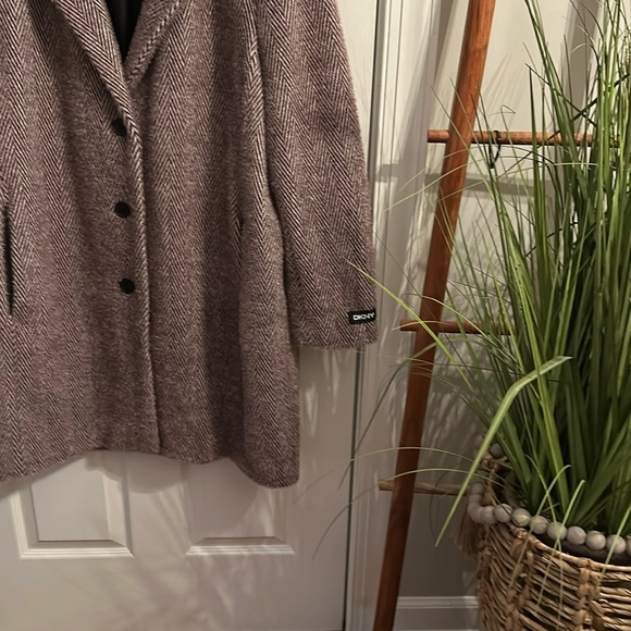 DKNY Women's Herringbone Soft-Touch Walker Coat, Created for Macy’s, Size XXL - Picture 4 of 16